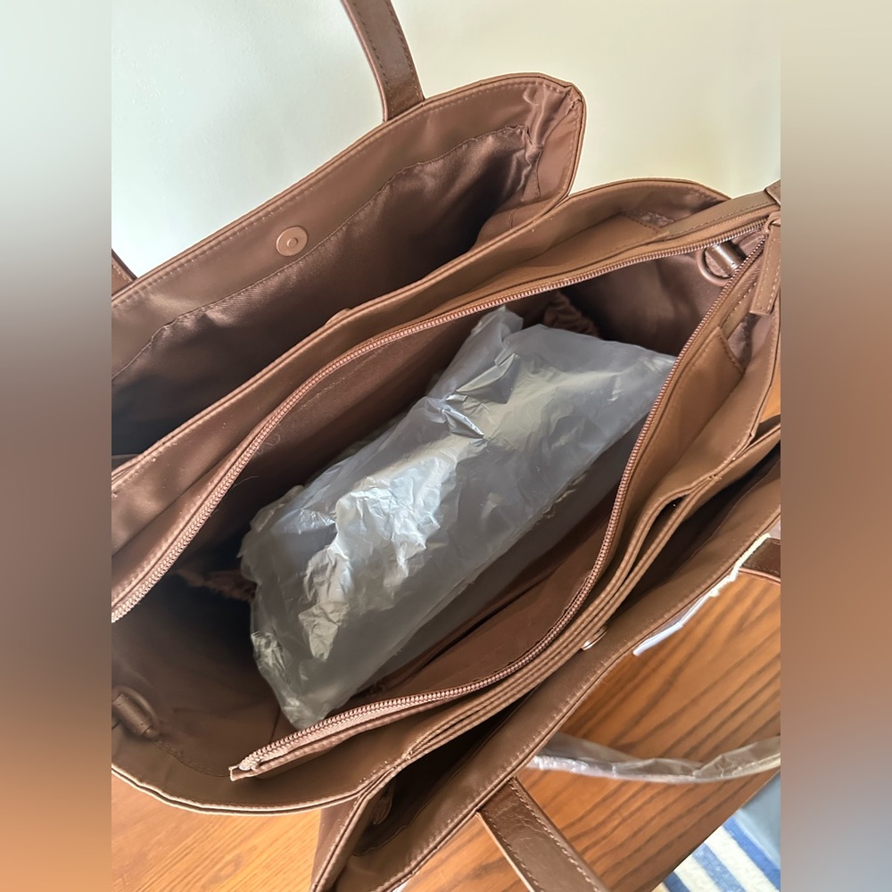NWT BEIS Commuter Bag - Picture 4 of 16